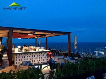 mai che quay bar khach san chicland