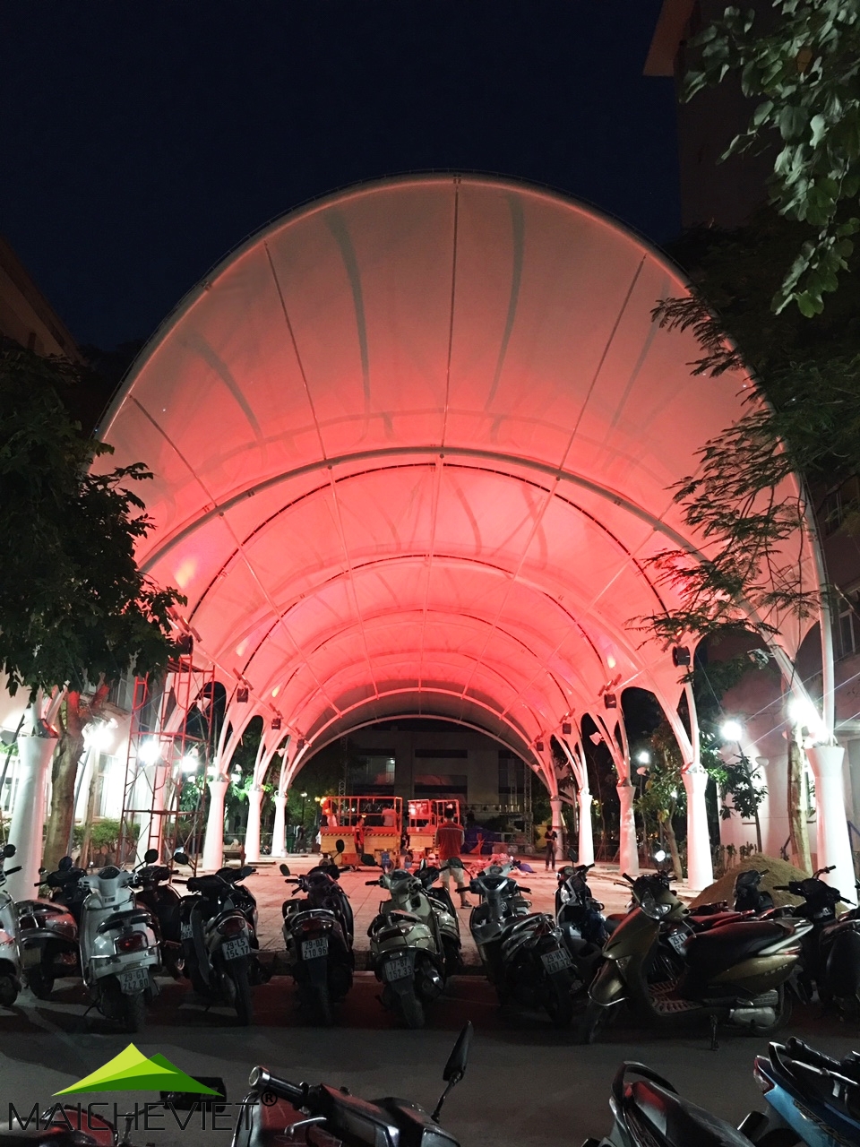mai che tai dai hoc thang long ha noi
