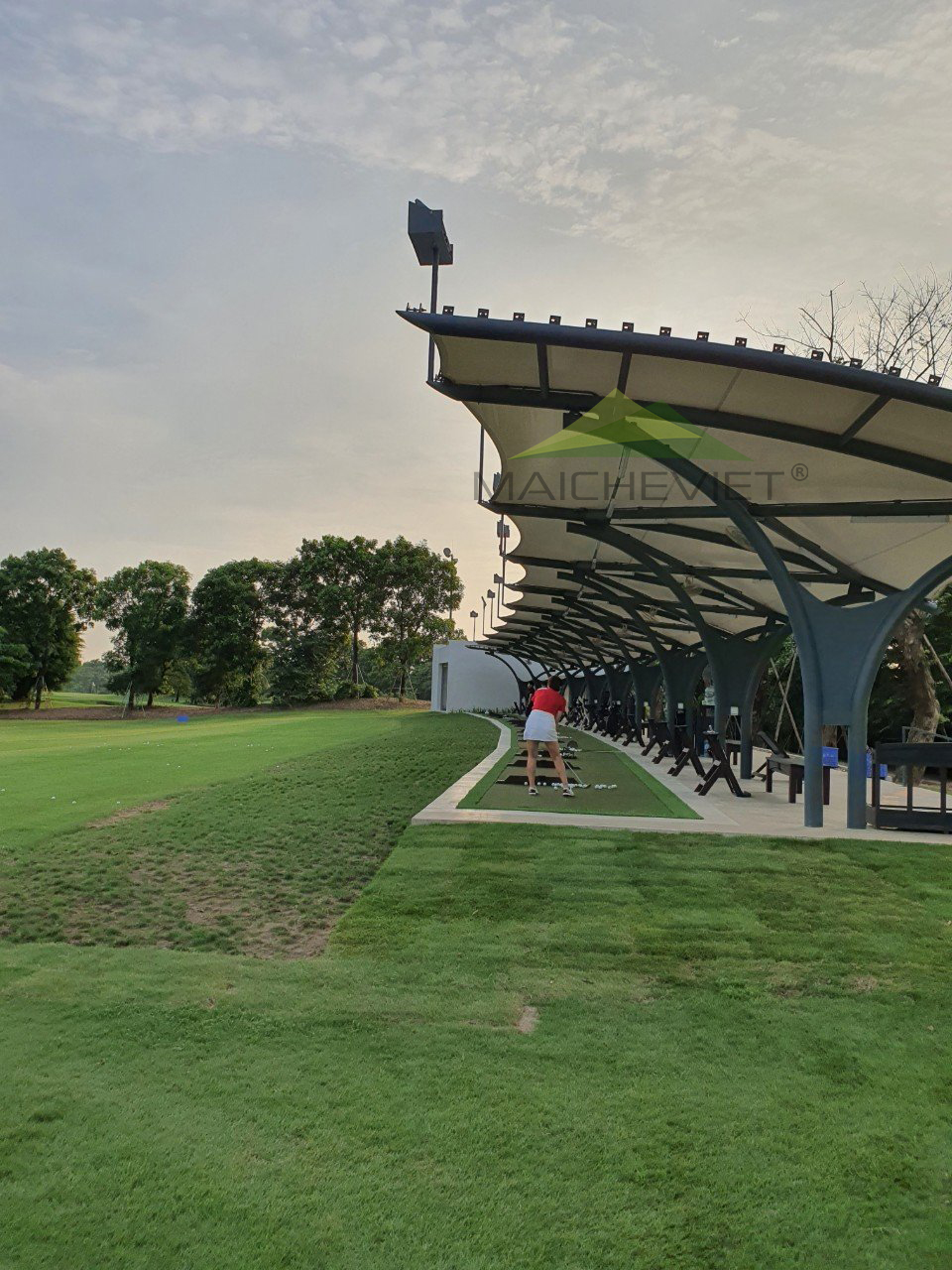 thiet ke va thi cong mai che san golf ecopark hung yen