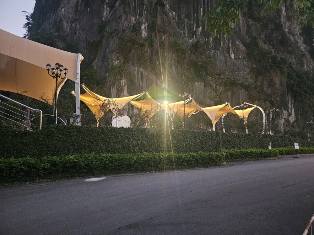 ho co tien convention center